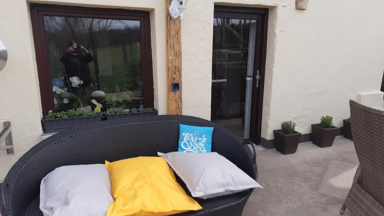 Wellness Ferienwohnung Biene Im Bergischen Land Much Exteriör bild